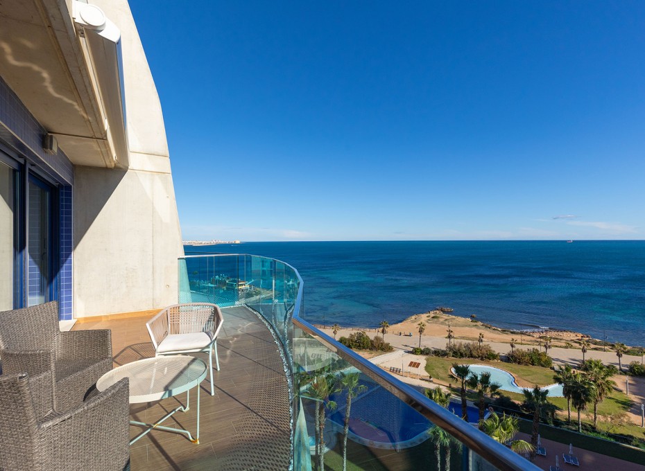 Revente - Attique -
Torrevieja - Punta prima