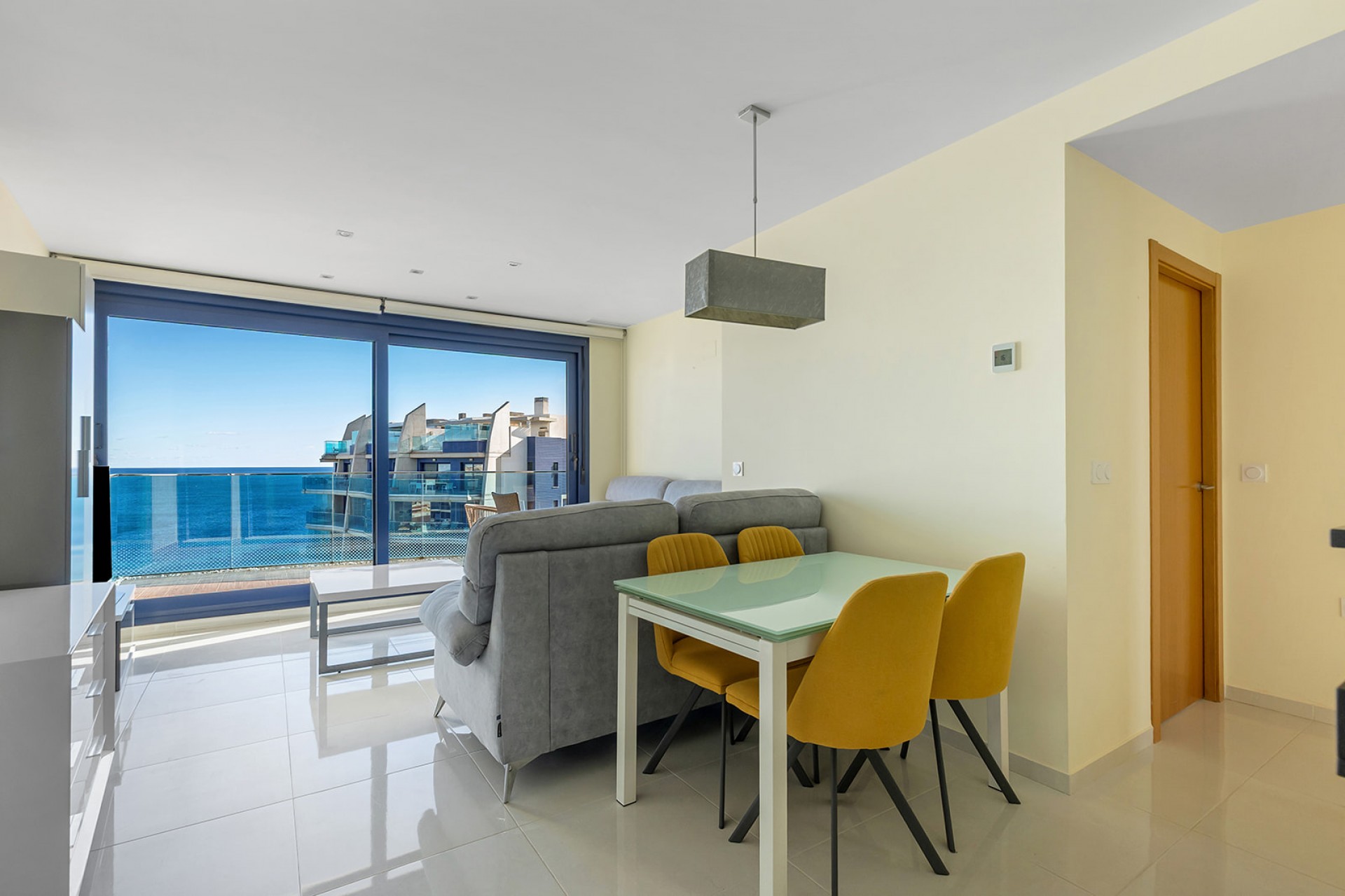 Revente - Attique -
Torrevieja - Punta prima