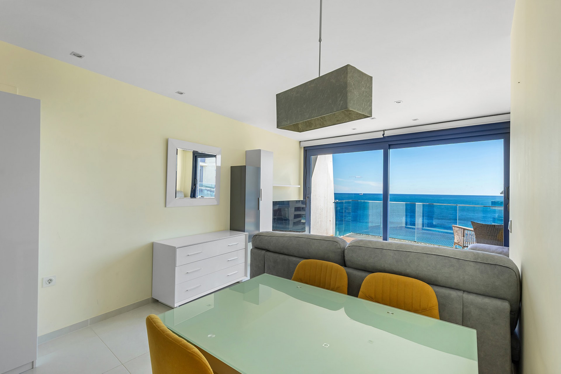 Revente - Attique -
Torrevieja - Punta prima