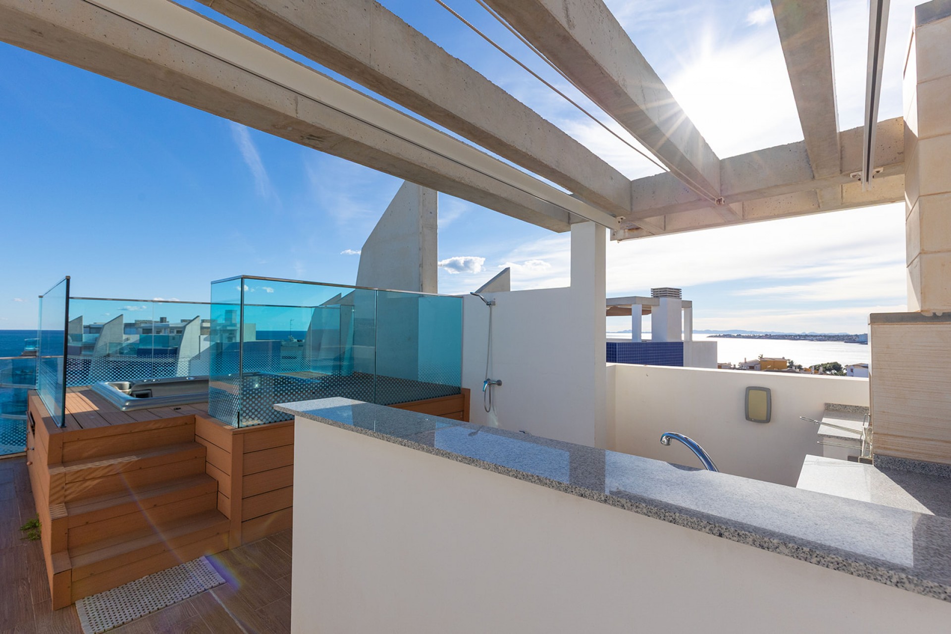 Revente - Attique -
Torrevieja - Punta prima