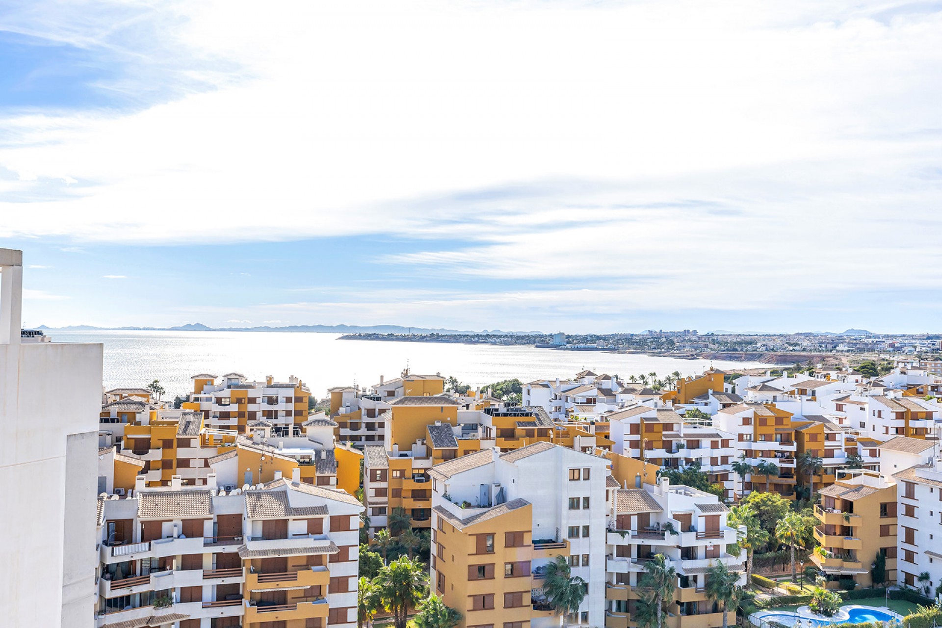 Revente - Attique -
Torrevieja - Punta prima