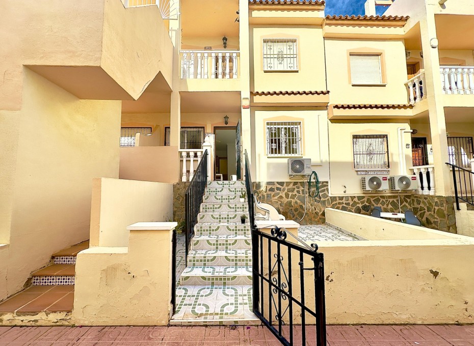 Revente - Bungalow -
Orihuela Costa - La Florida