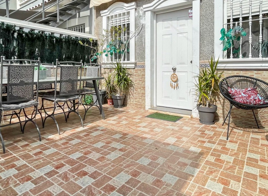 Revente - Bungalow -
Torrevieja - La Siesta - El Salado -  Torreta