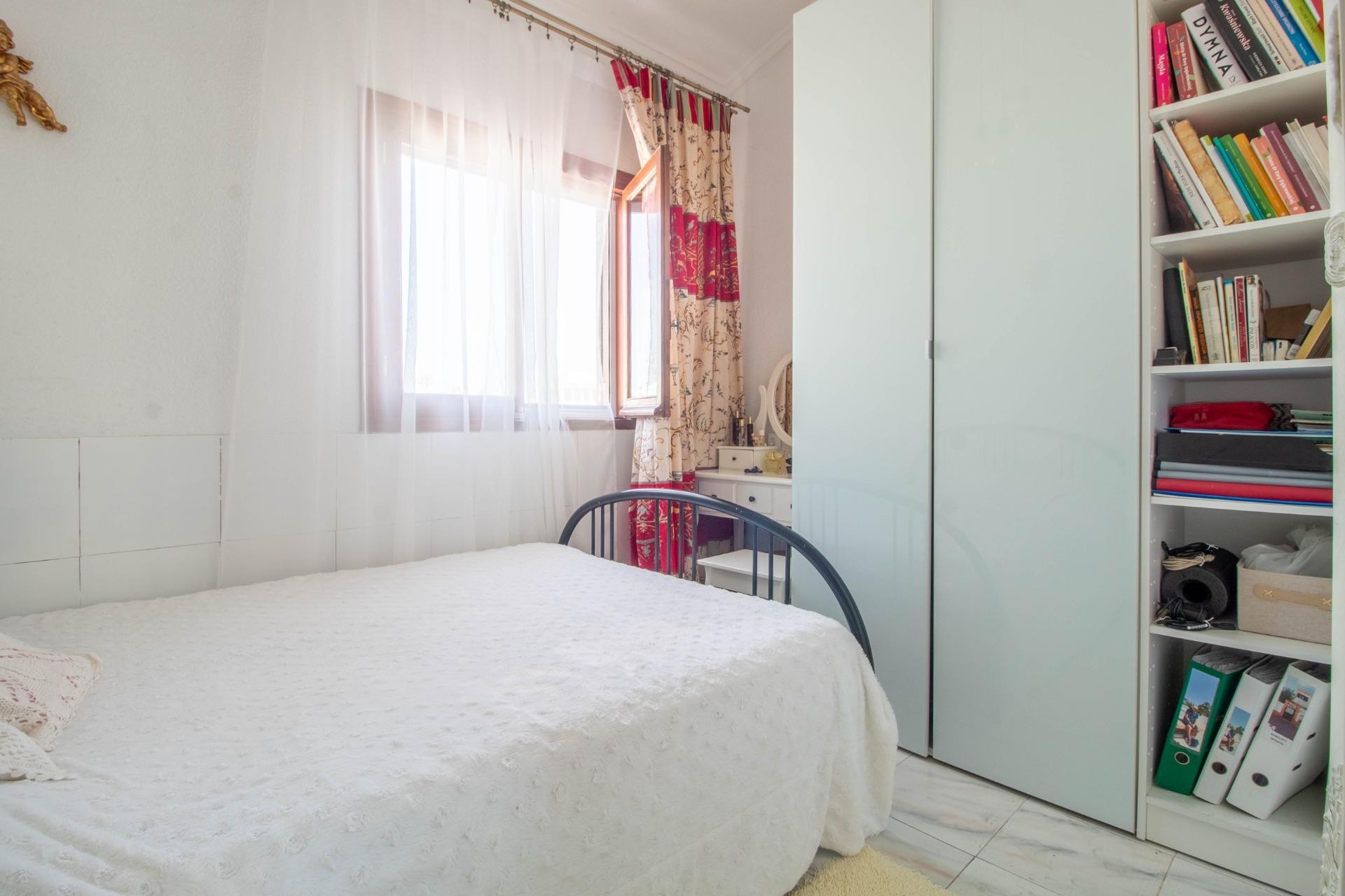 Revente - Bungalow -
Torrevieja - Los Frutales