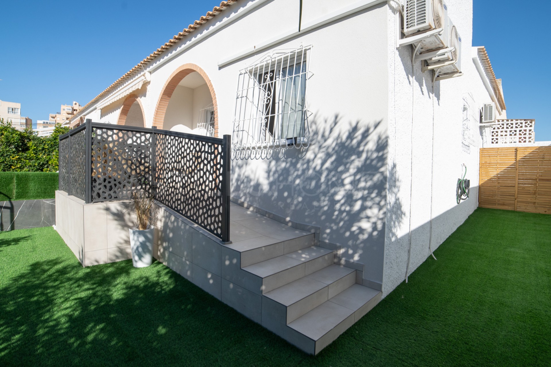 Revente - Bungalow -
Torrevieja - Nueva Torrevieja - Aguas Nuevas