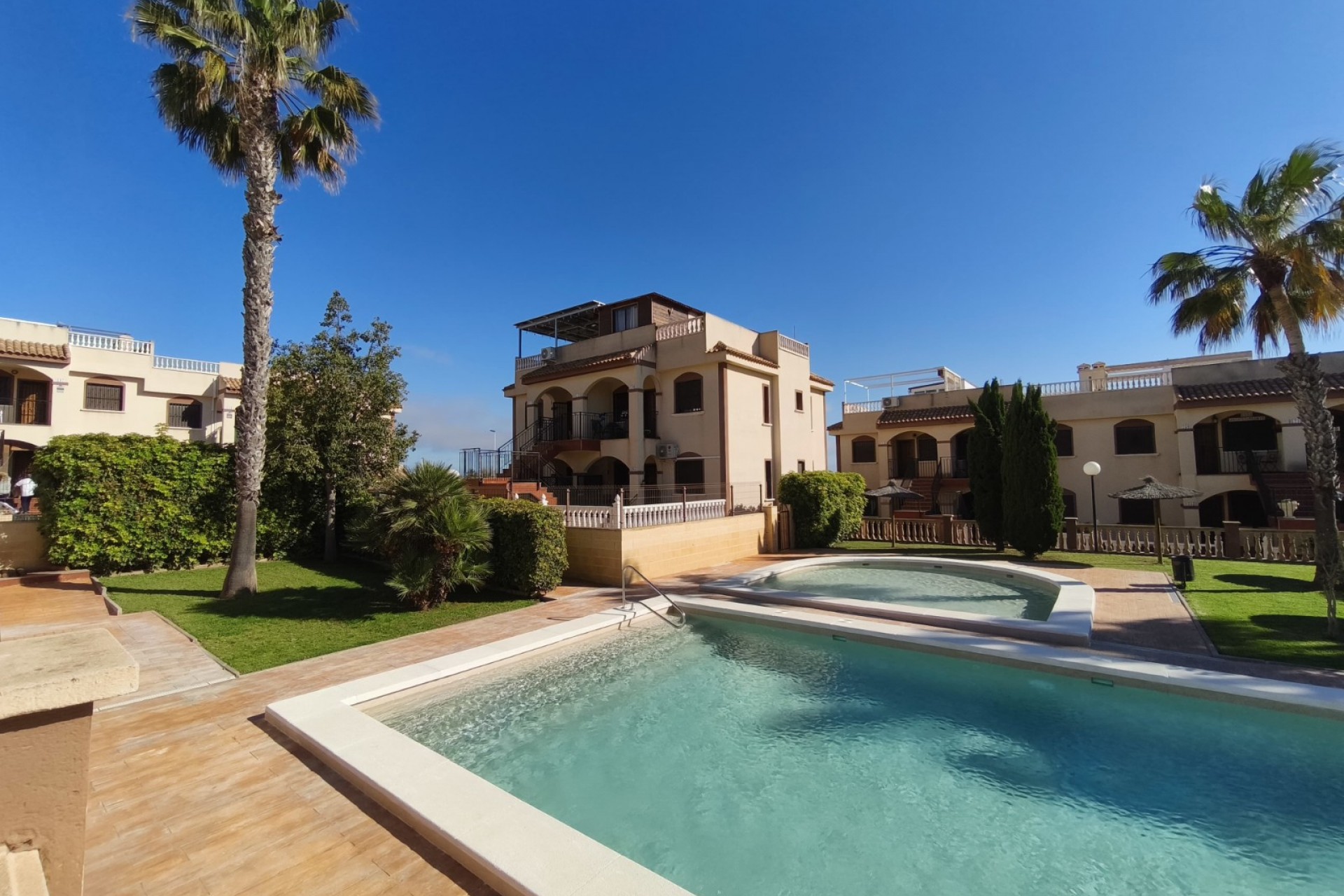 Revente - Bungalow -
Torrevieja - Sector 25