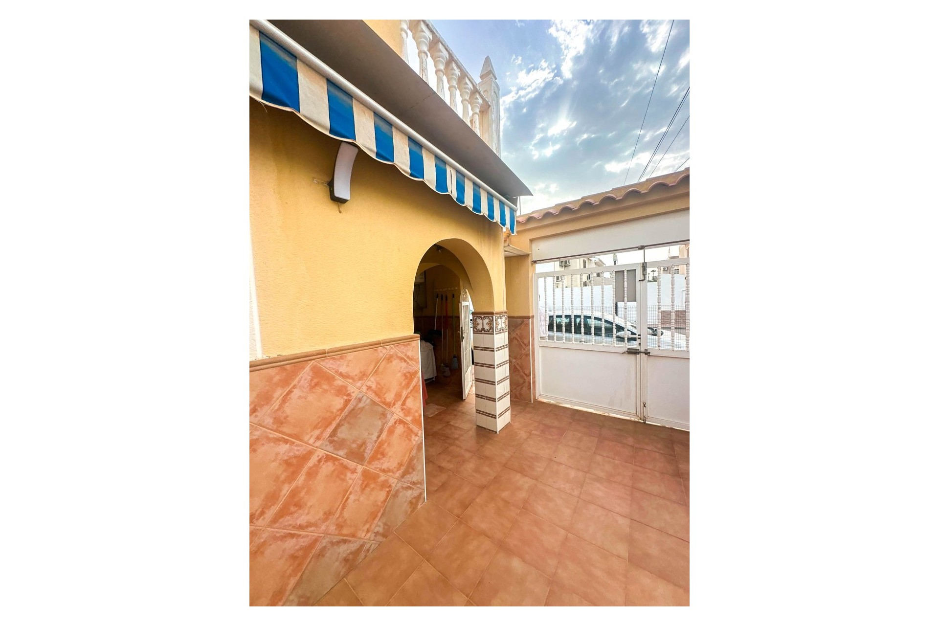Revente - Bungalow -
Torrevieja - Urb. Rosaleda
