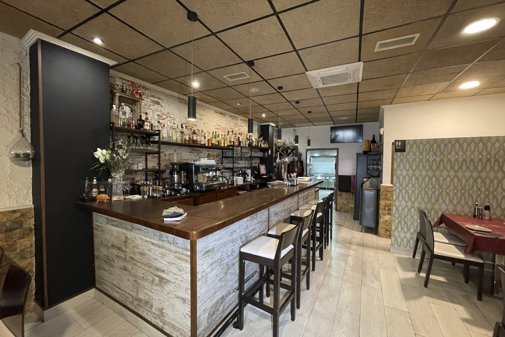 Revente - Cafe, restaurant -
Benijofar - Centro