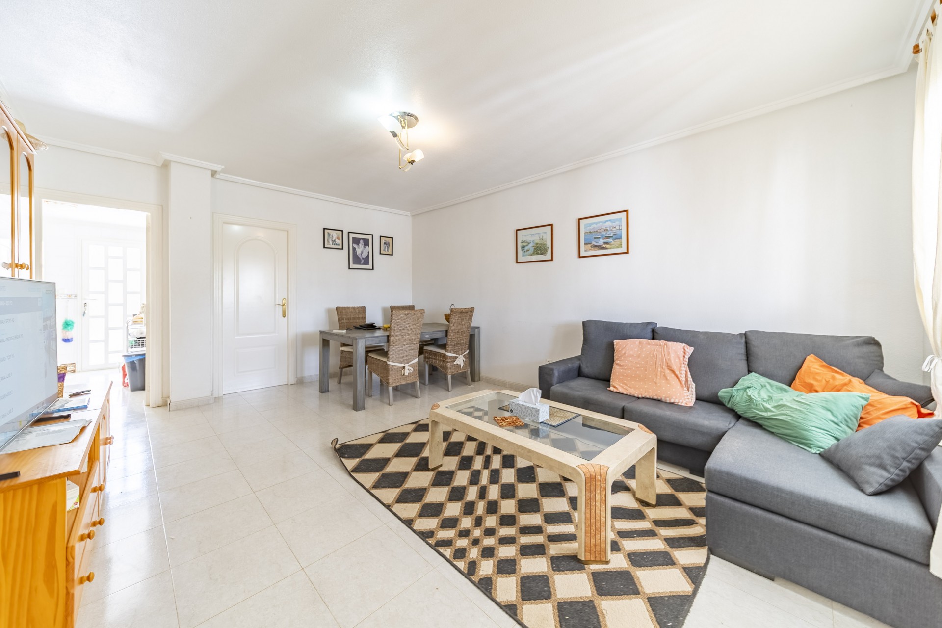 Revente - Casa de Pueblo -
Ciudad quesada - Doña Pepa