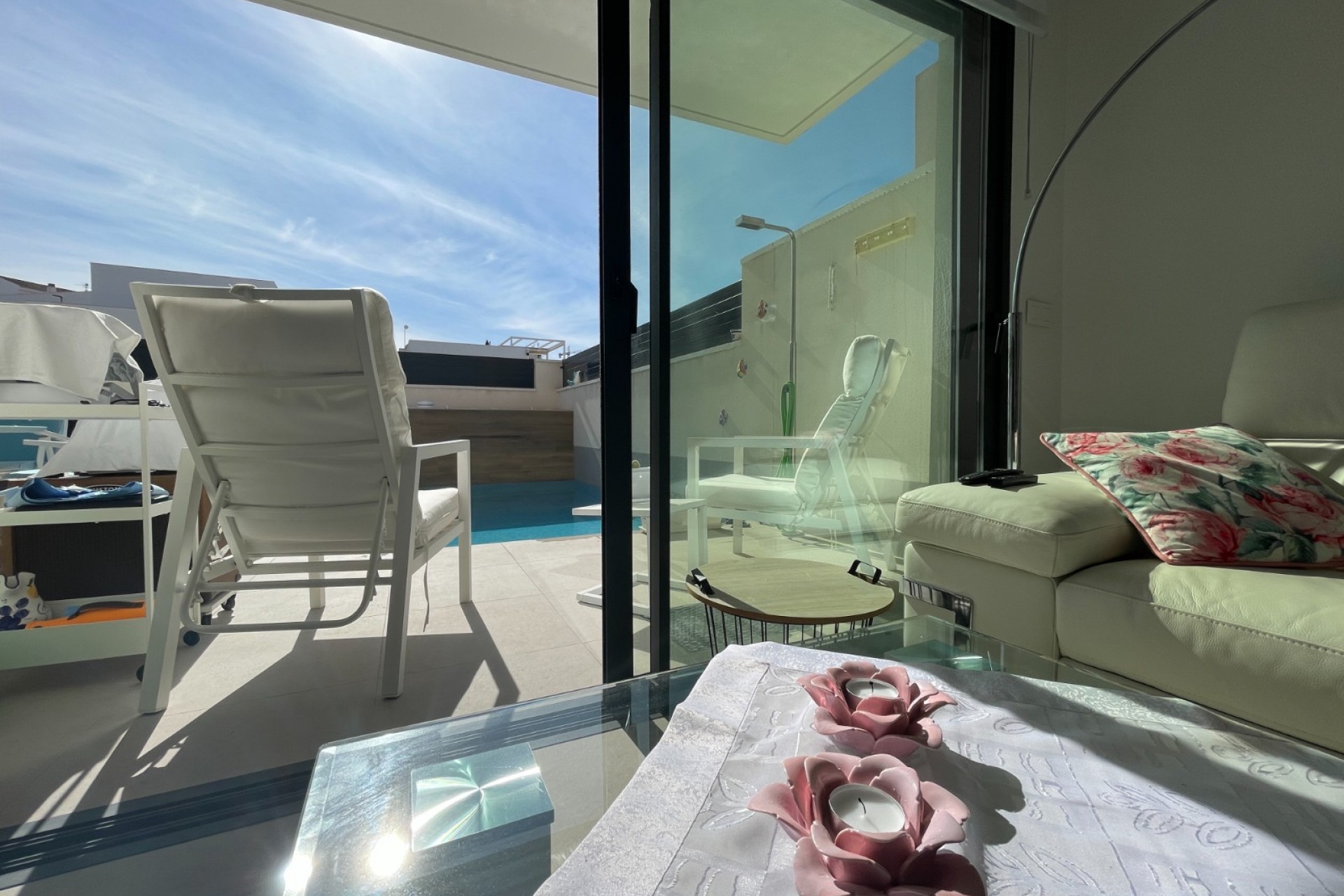 Revente - Chalet Adosados -
Benijofar - Centro