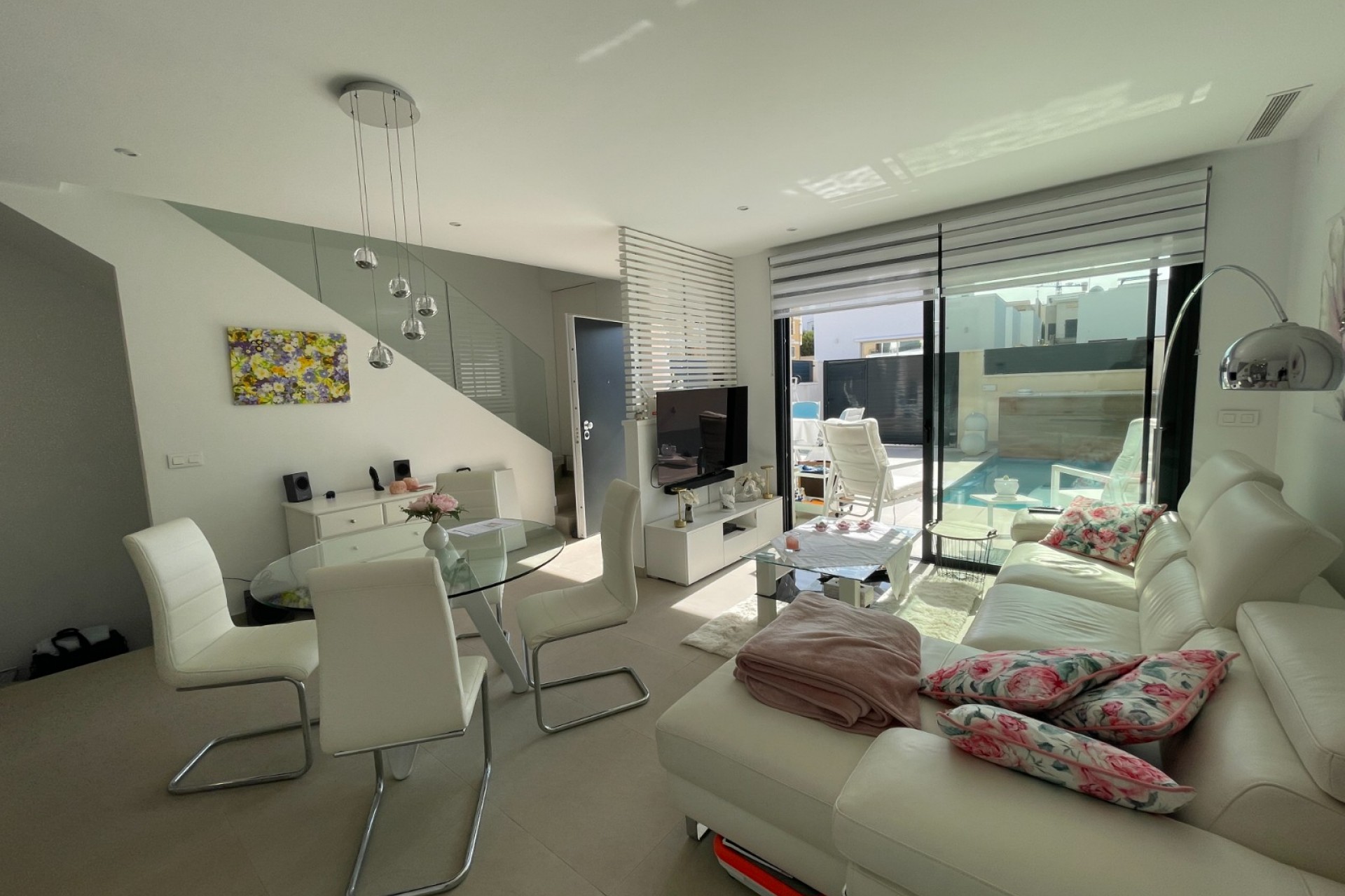 Revente - Chalet Adosados -
Benijofar - Centro