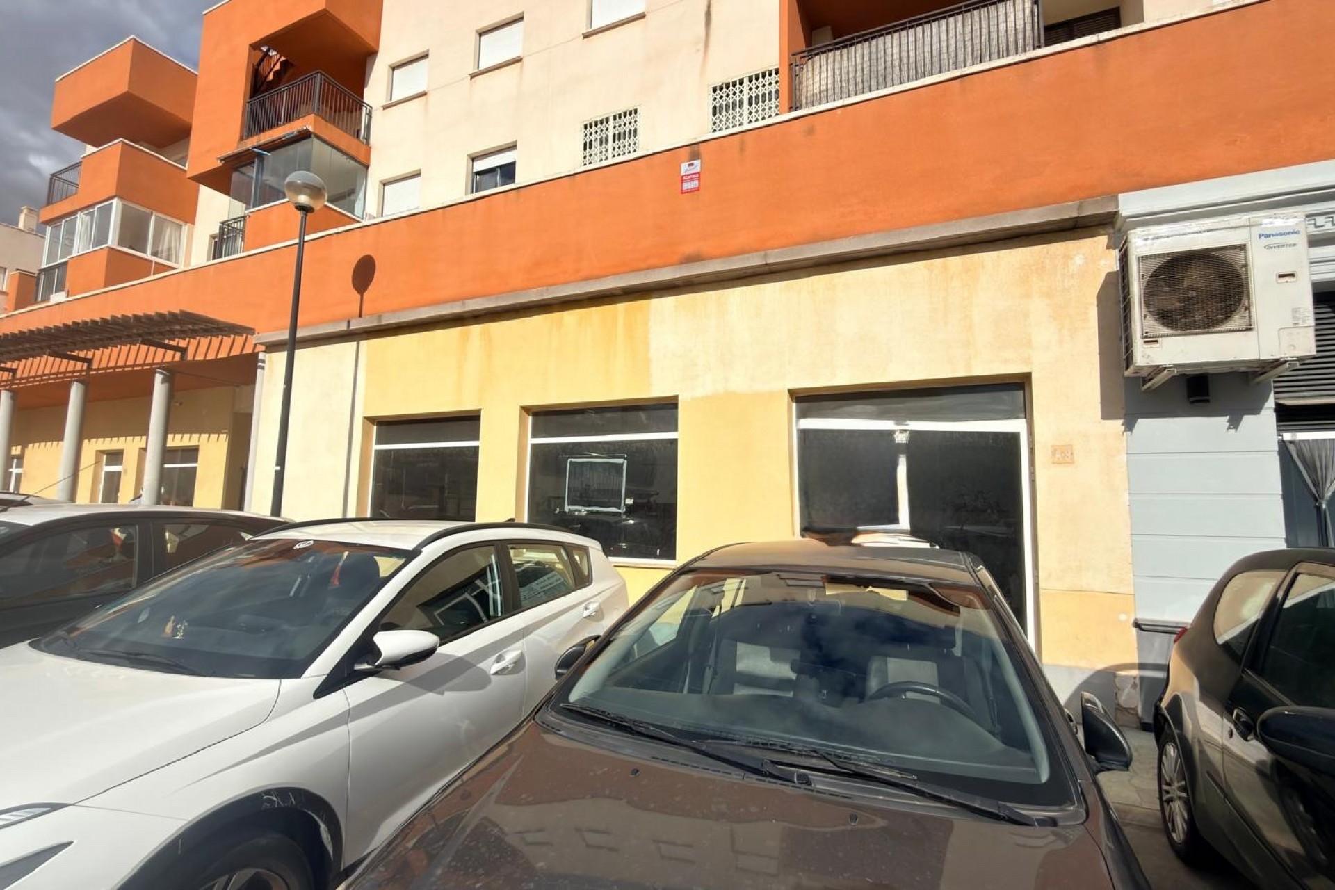 Revente - Commercial -
Orihuela Costa* - Los Dolses*
