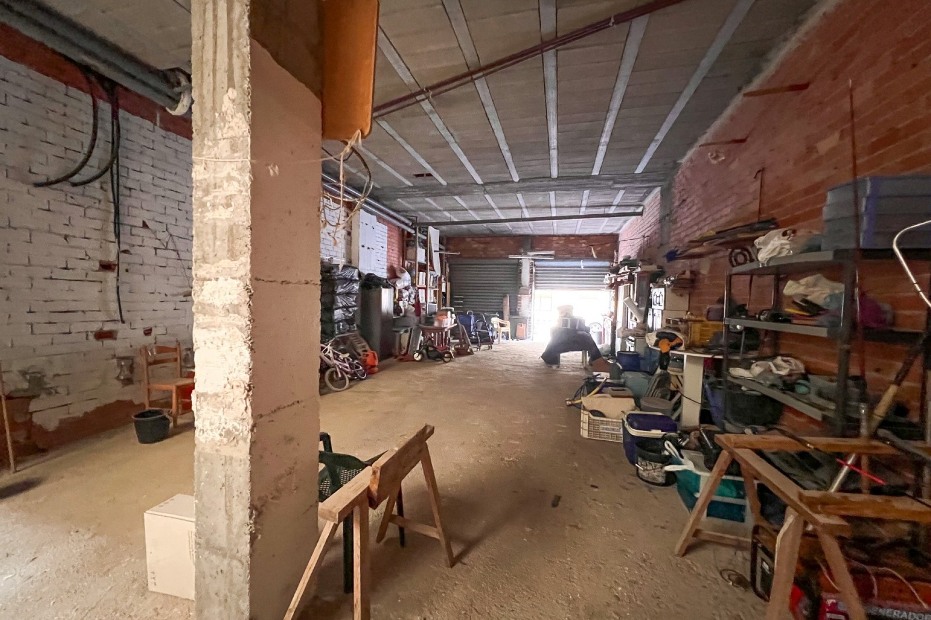 Revente - Commercial premises -
Guardamar del Segura - Guardamar