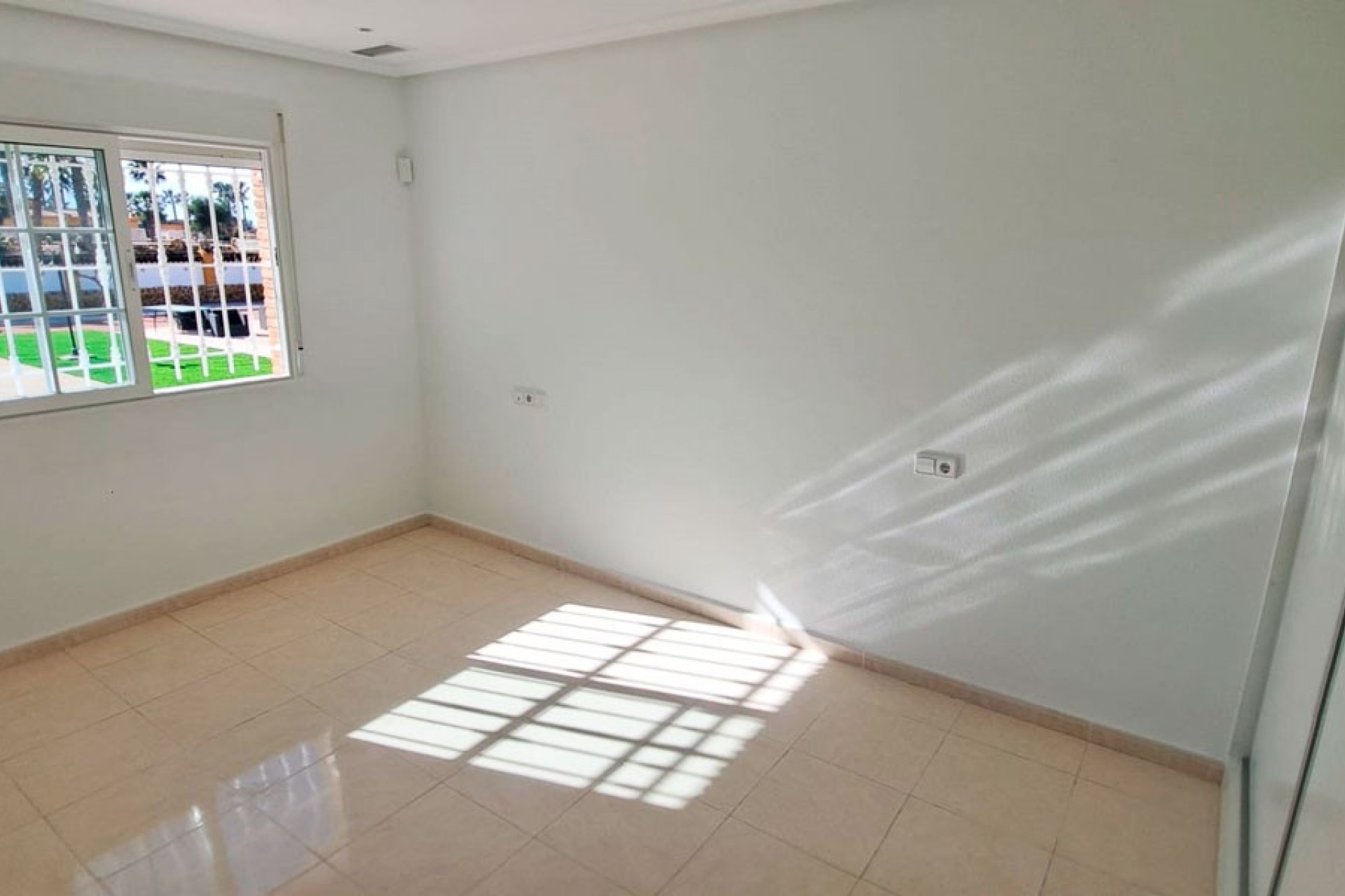 Revente - Country House -
Catral