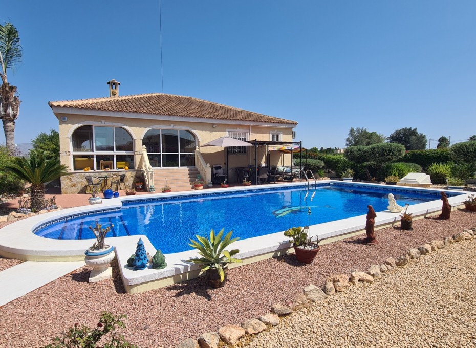 Revente - Country House -
Catral