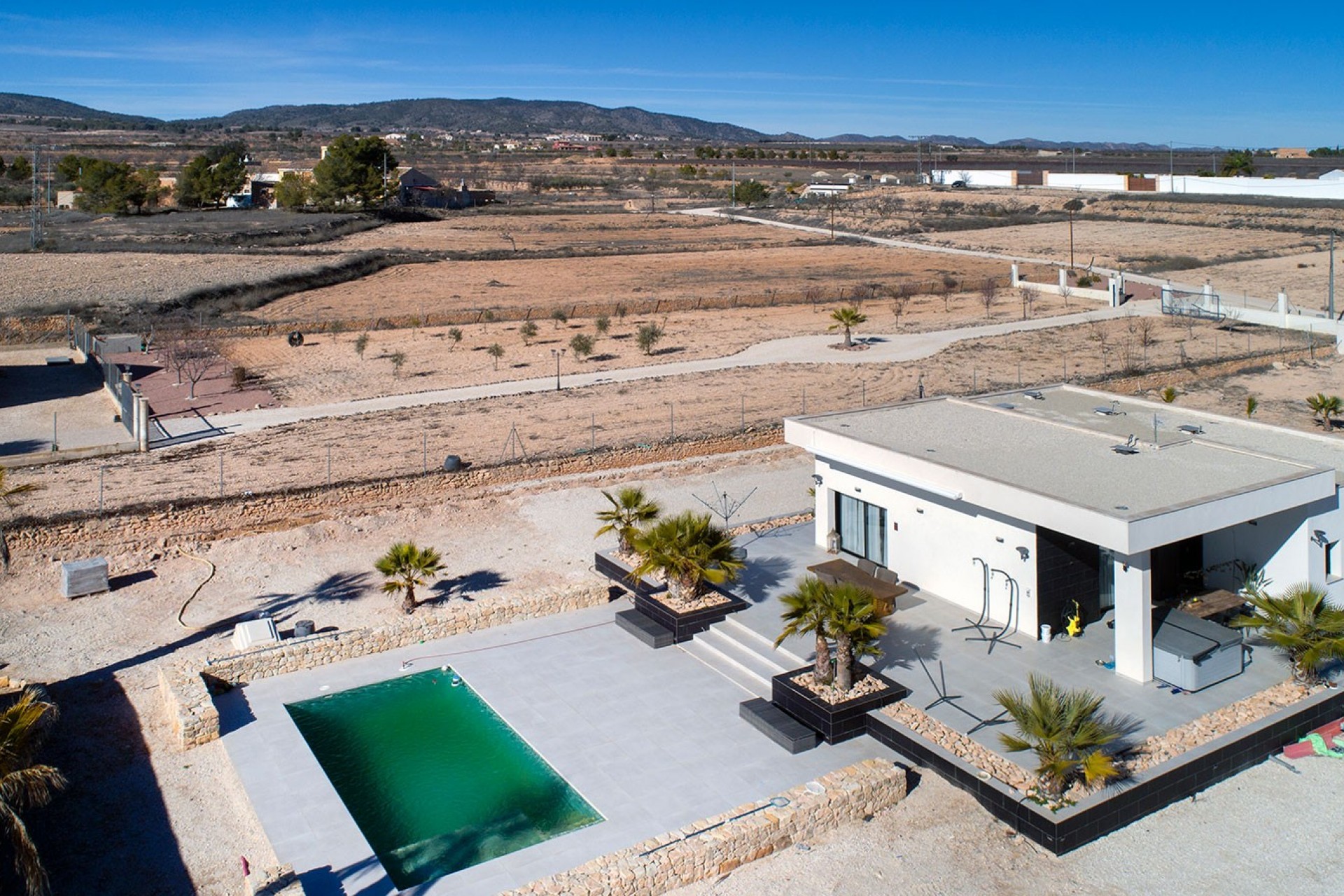 Revente - Country House -
Pinoso - Campo