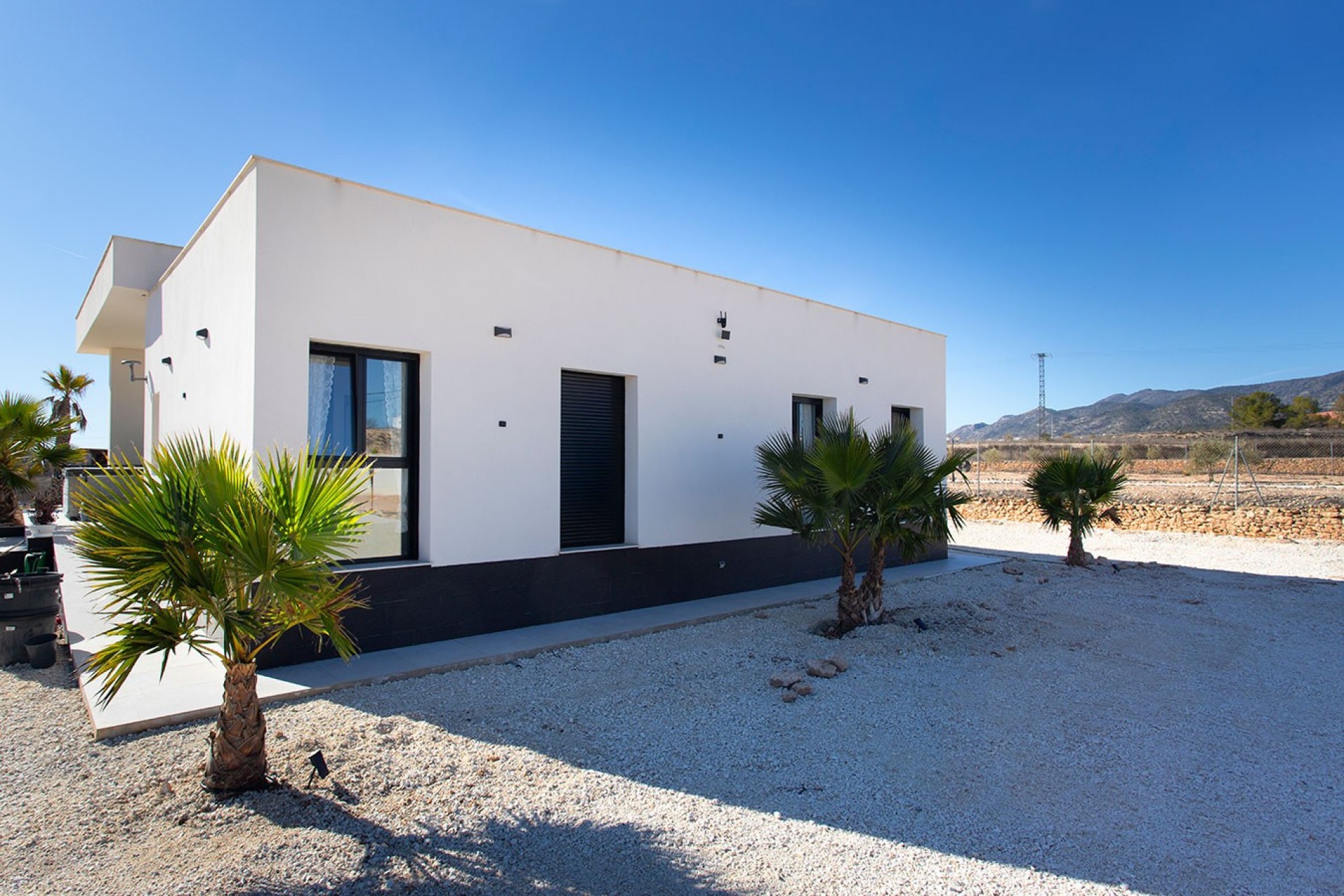 Revente - Country House -
Pinoso - Campo