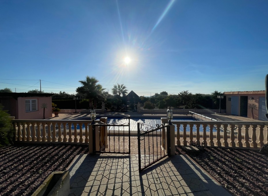 Revente - Country Property -
Crevillent - Crevillente