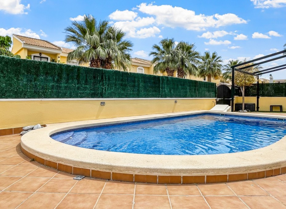 Revente - Detached Villa -
Orihuela Costa - Los Dolses