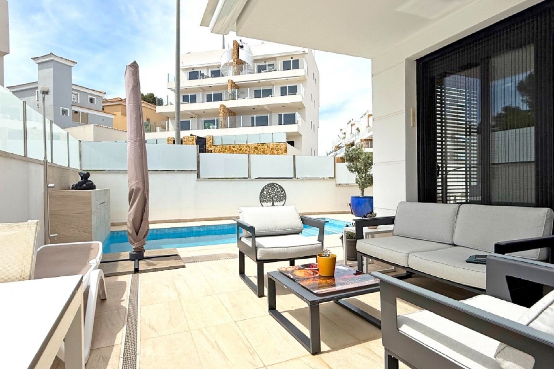 Revente - Detached Villa -
Orihuela Costa - Villamartín