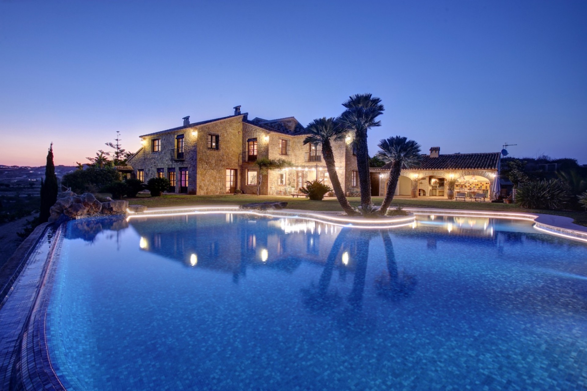 Revente - Finca -
Moraira - Campo