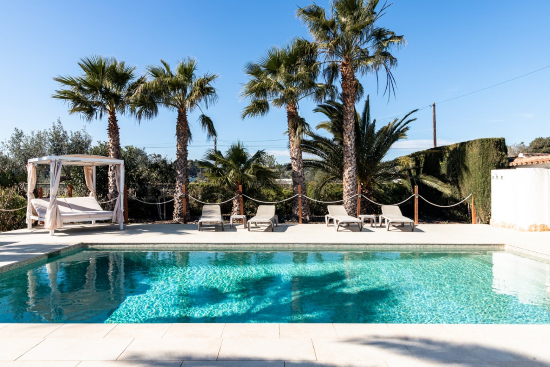 Revente - Finca -
Teulada - Canor