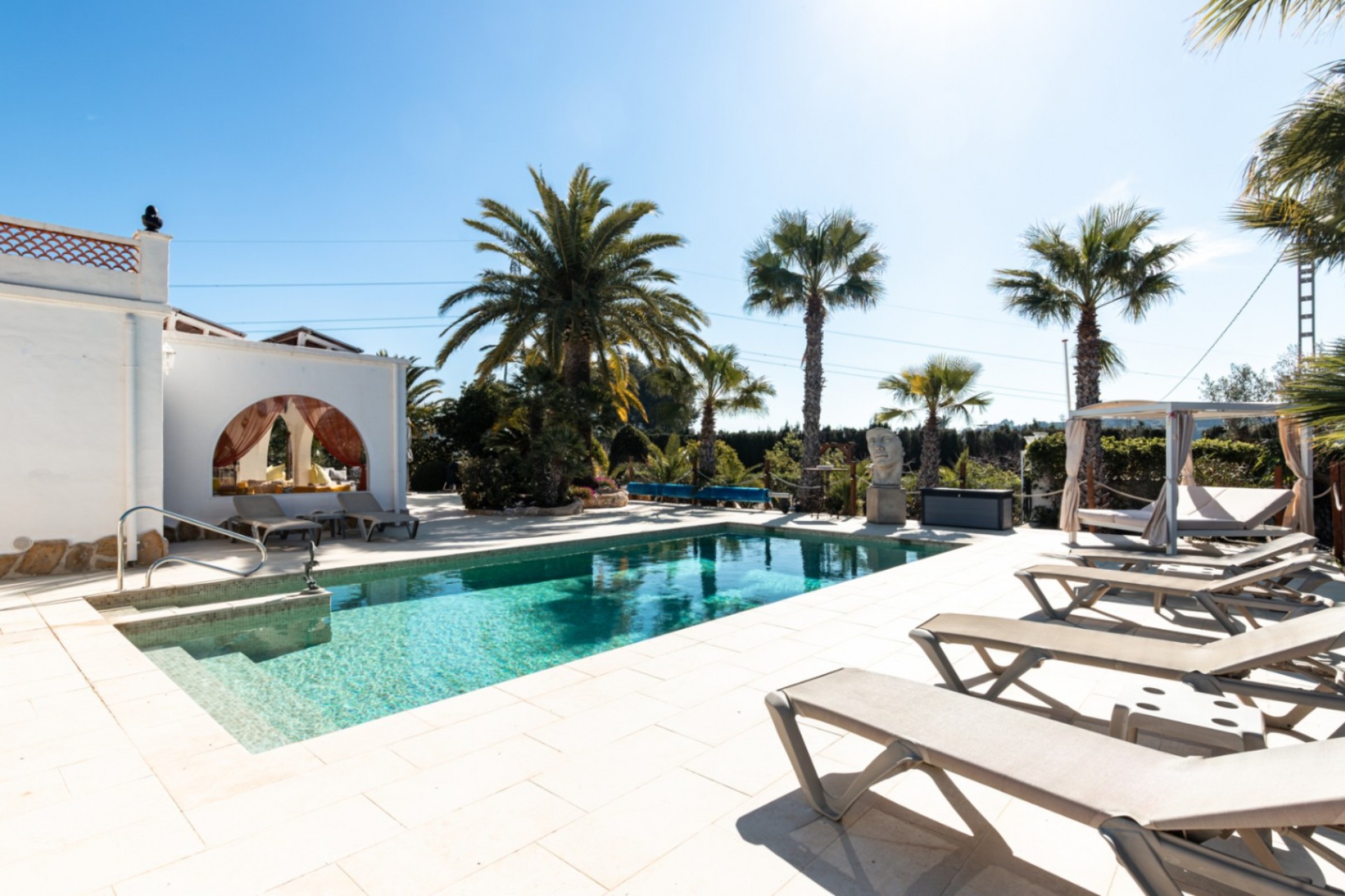 Revente - Finca -
Teulada - Canor