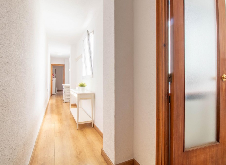 Revente - Flat -
Torrevieja - Acequion