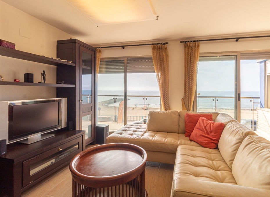 Revente - Flat -
Torrevieja - Playa de los locos