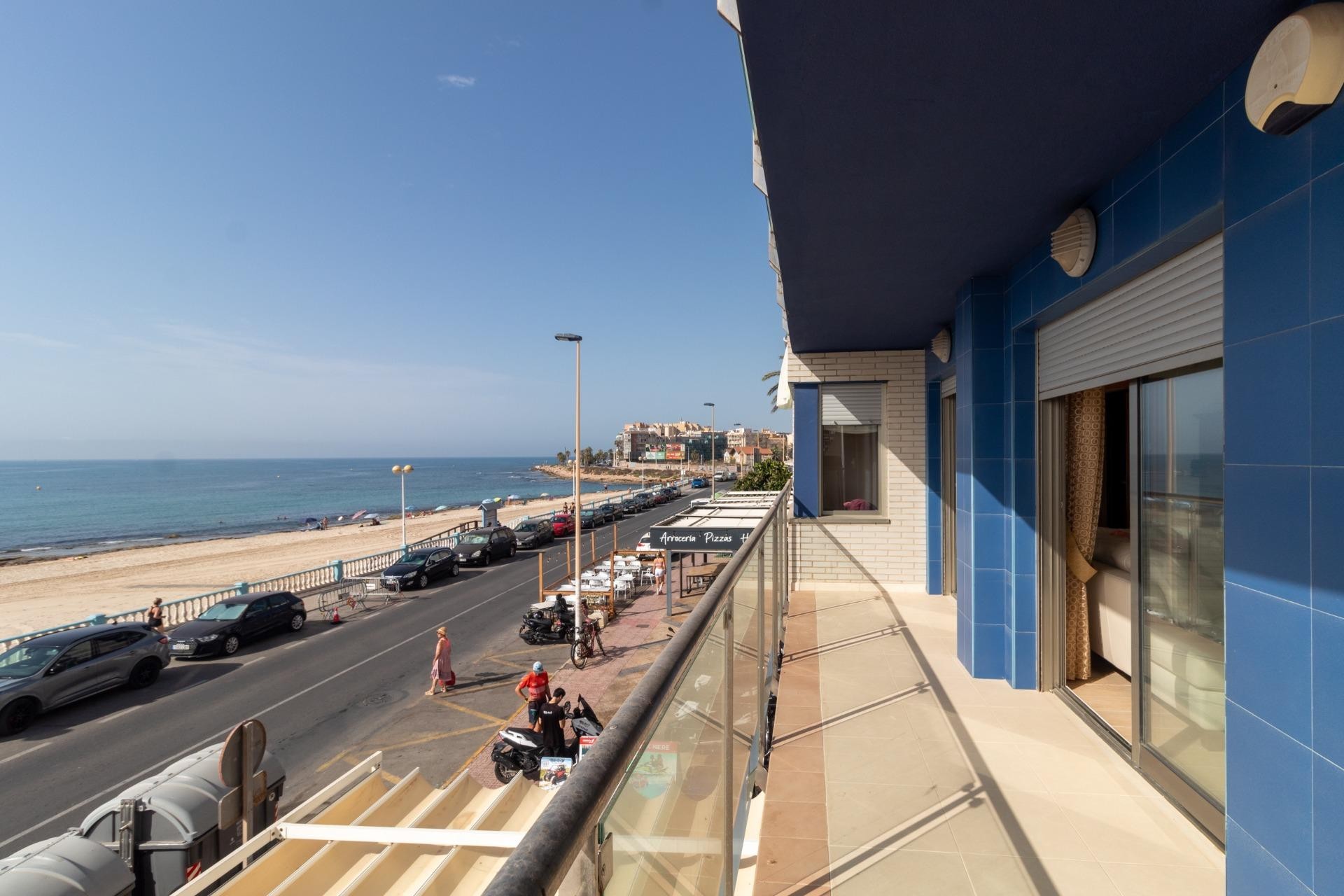 Revente - Flat -
Torrevieja - Playa de los locos
