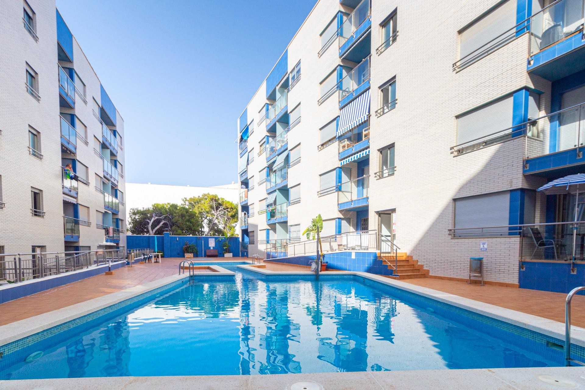 Revente - Flat -
Torrevieja - Playa de los locos