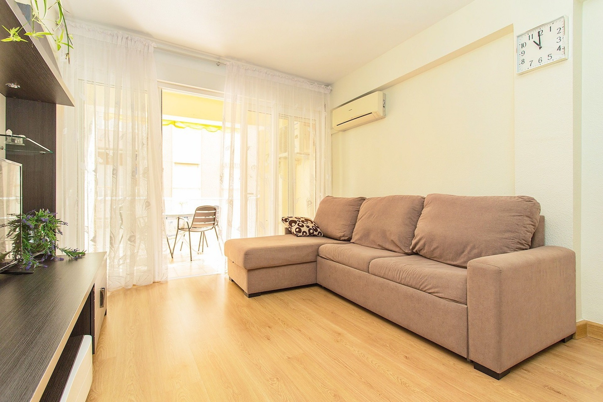 Revente - Flat -
Torrevieja - Playa del cura