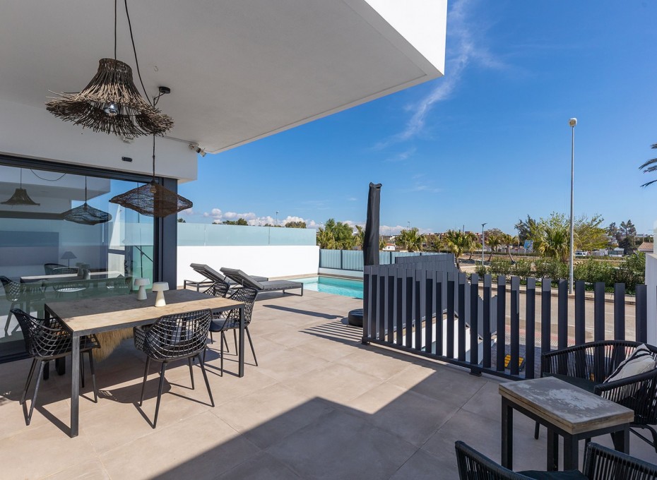 Revente - House -
Dolores