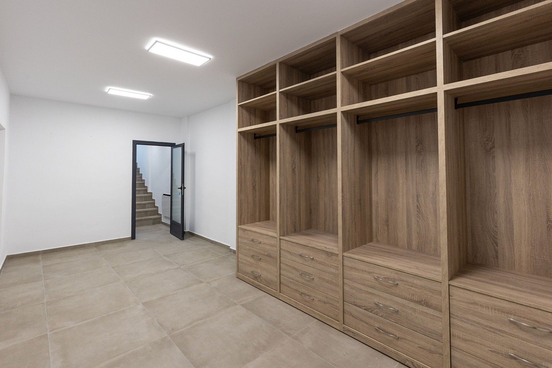 Revente - House -
Dolores