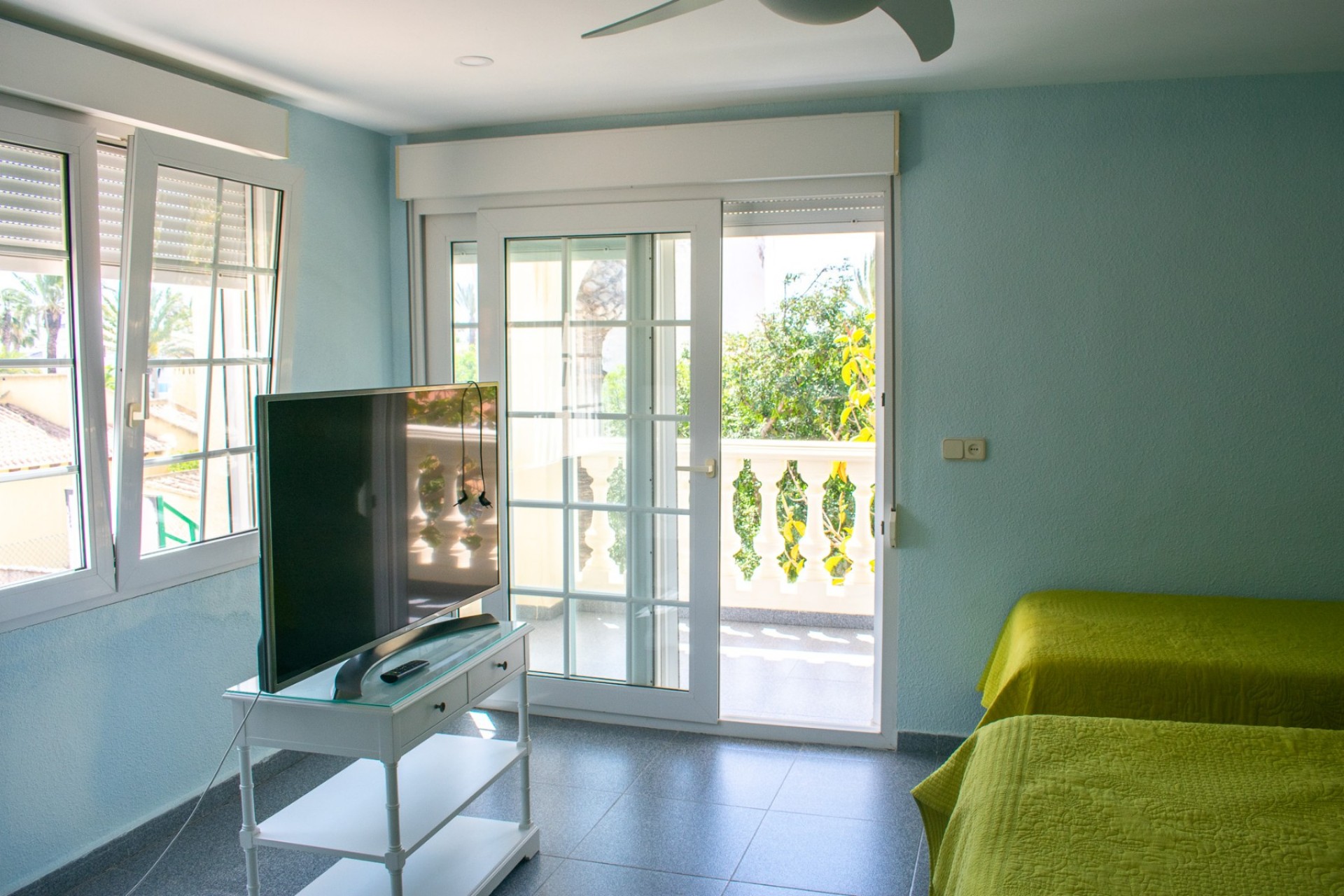 Revente - Independent villa -
Orihuela Costa - MUY CERCA DE LA PLAYA