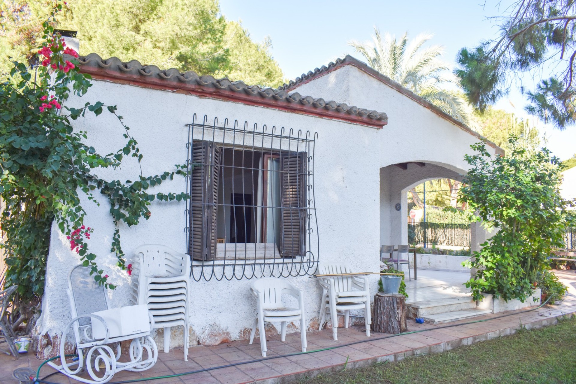 Revente - Independent villa -
Orihuela Costa - Punta Prima