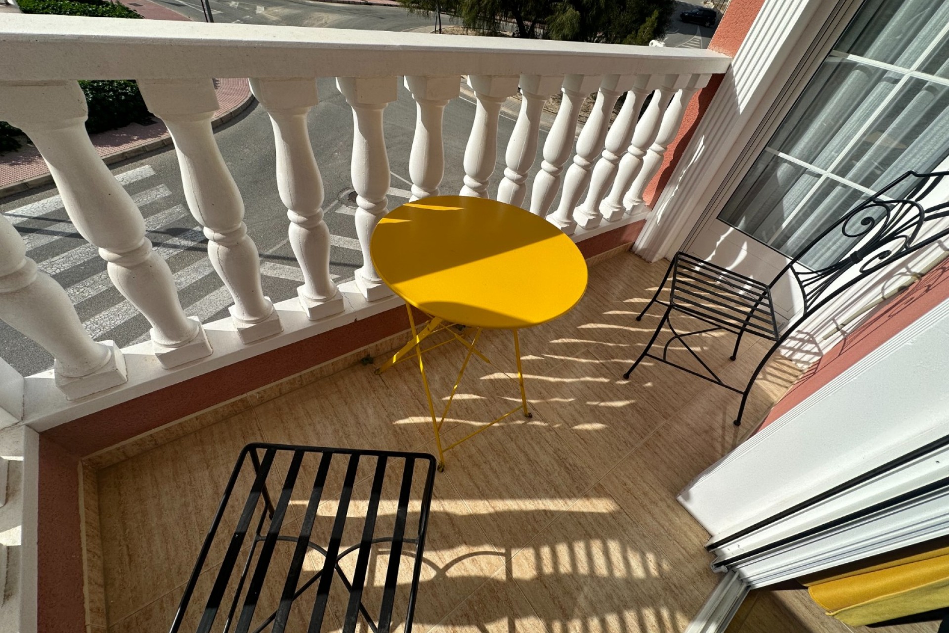 Revente - Maison de ville -
Bigastro