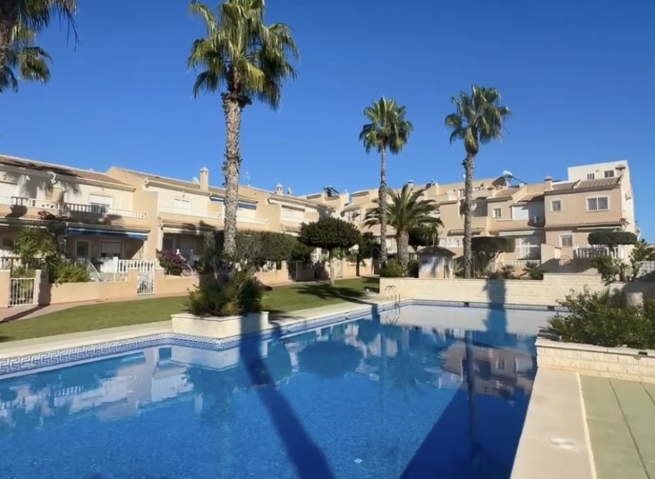 Revente - Maison de ville -
Ciudad Quesada - Doña Pepa