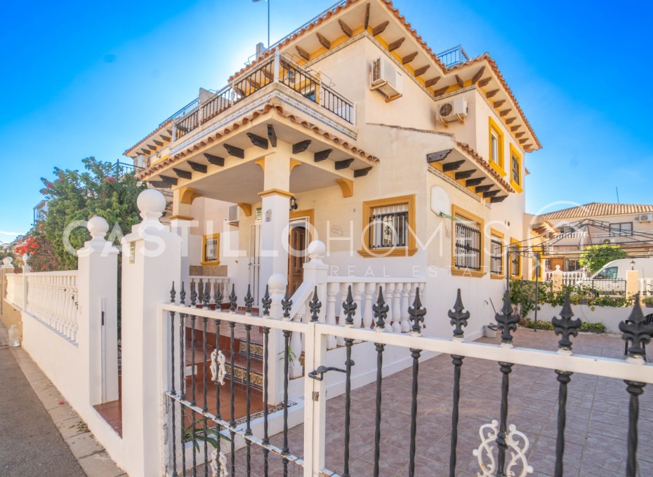 Revente - Maison de ville -
Orihuela Costa - La Regia