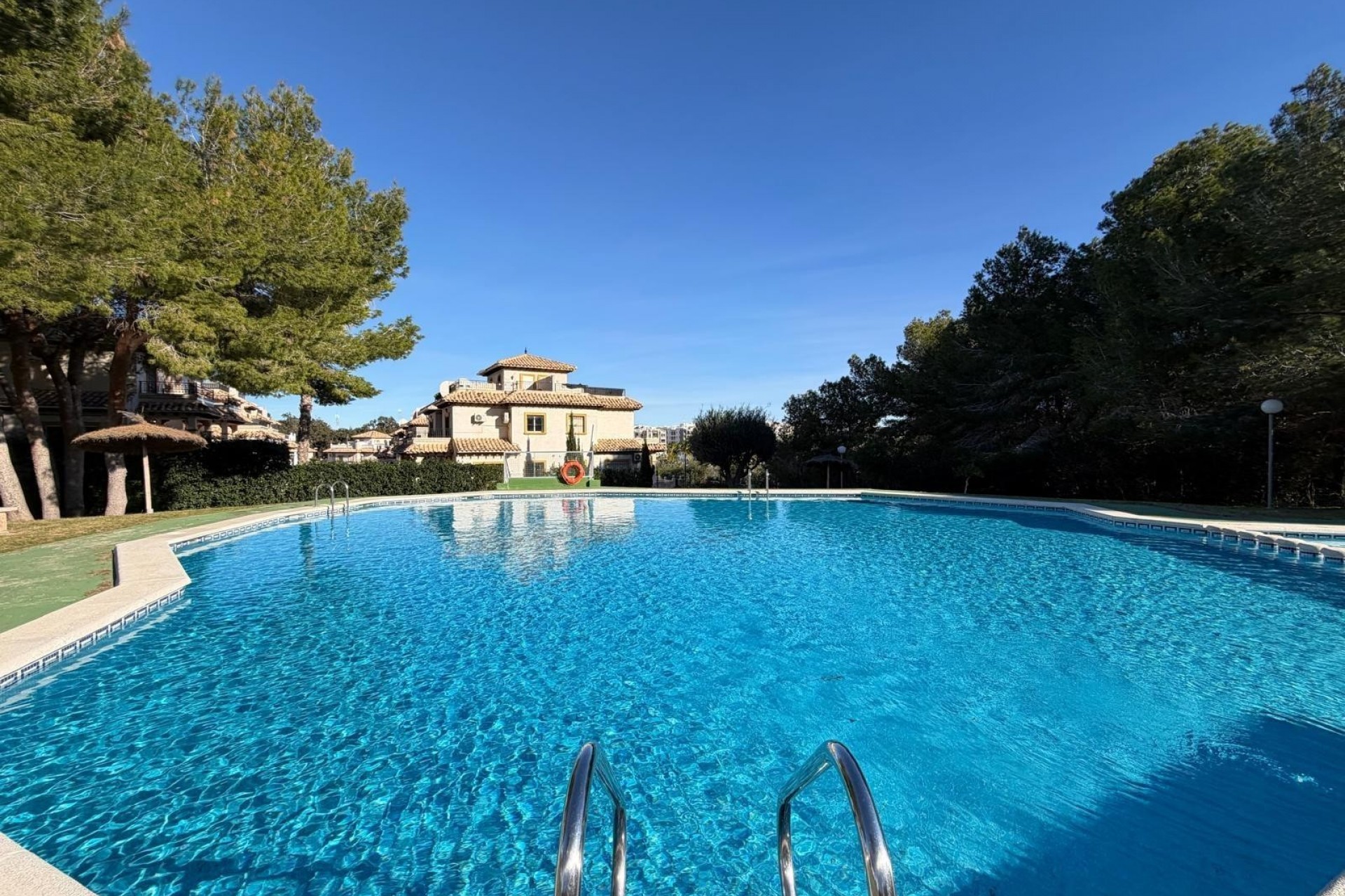 Revente - Maison de ville -
Orihuela Costa - Las Filipinas