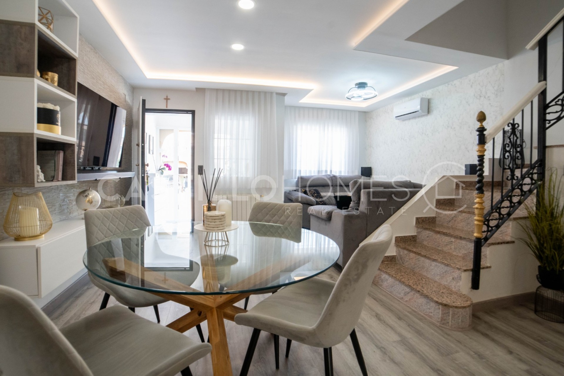 Revente - Maison de ville -
Orihuela Costa - Villamartín