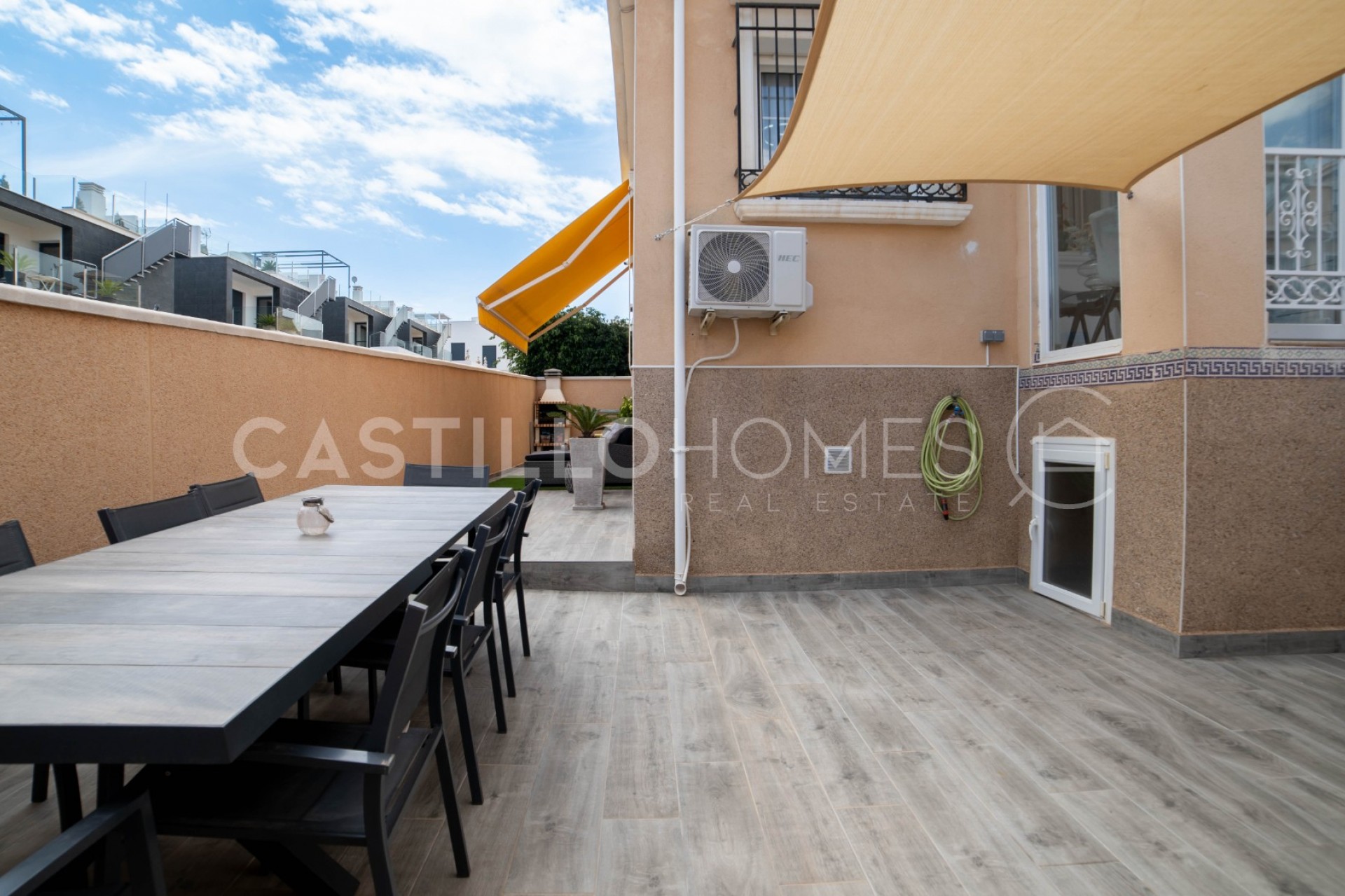 Revente - Maison de ville -
Orihuela Costa - Villamartín