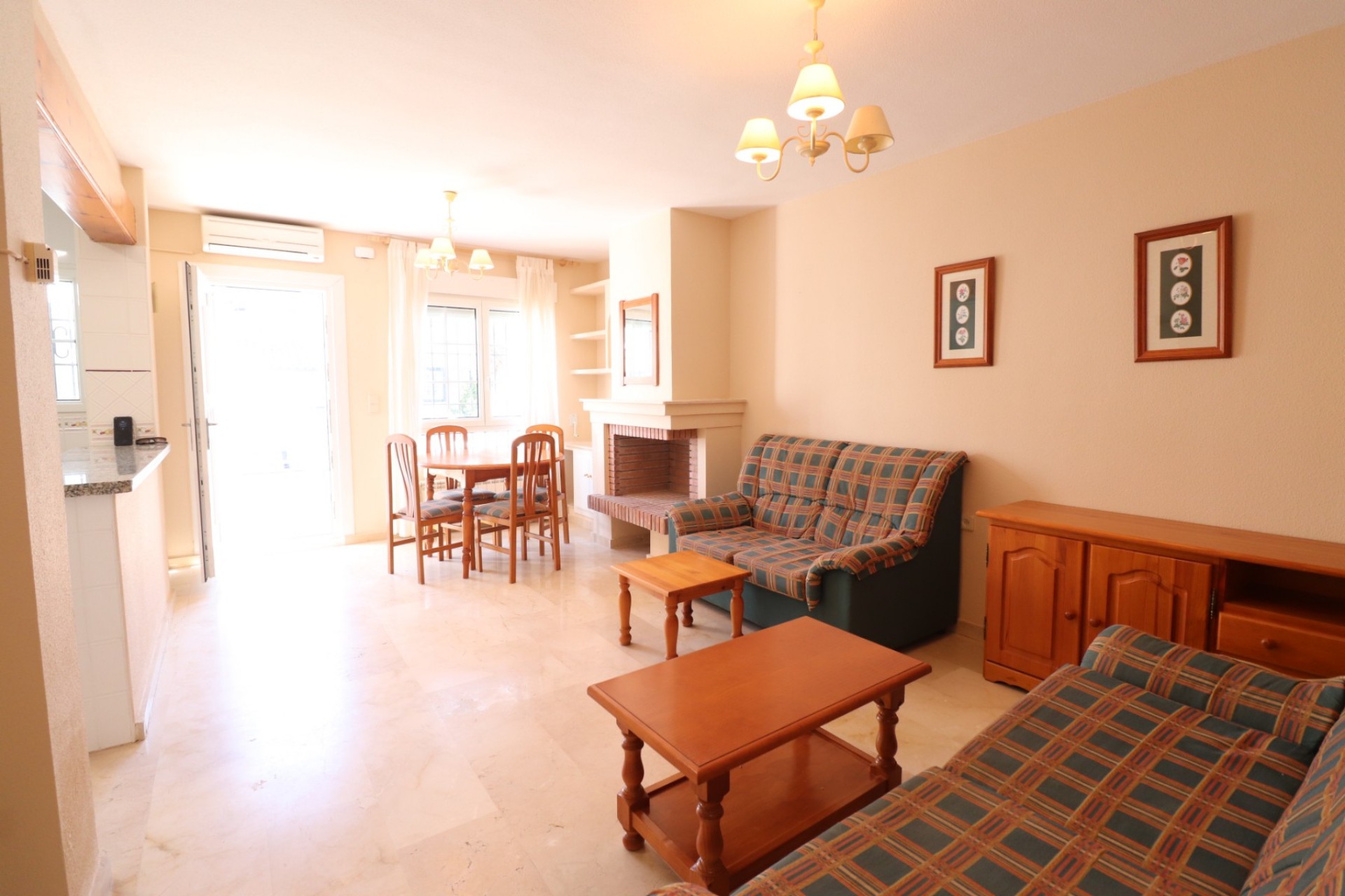 Revente - Maison de ville -
Orihuela Costa - Villamartín