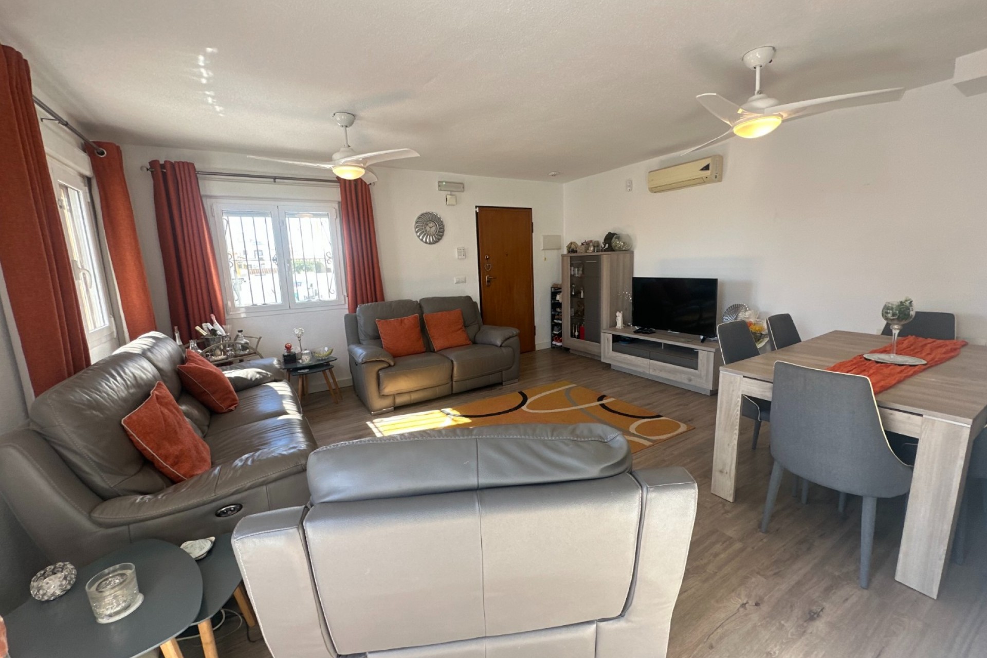 Revente - Maison de ville -
Orihuela - Entre Naranjos Vistabella