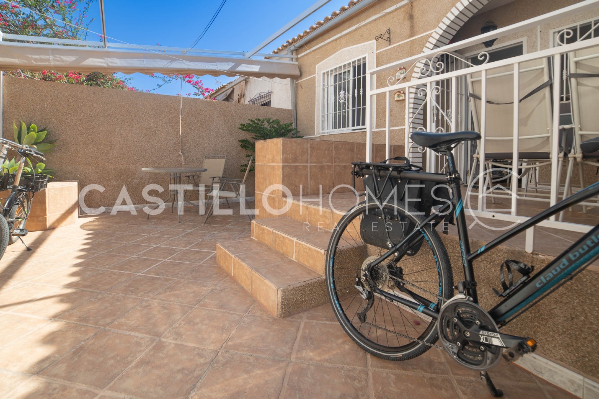 Revente - Maison de ville -
Torrevieja - Aguas Nuevas