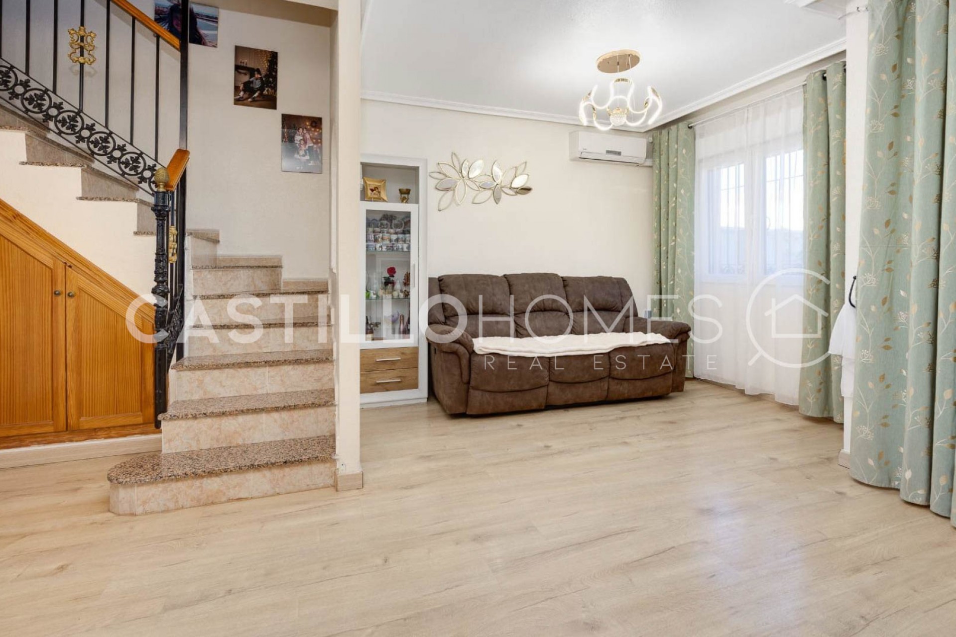 Revente - Maison de ville -
Torrevieja - Aguas Nuevas