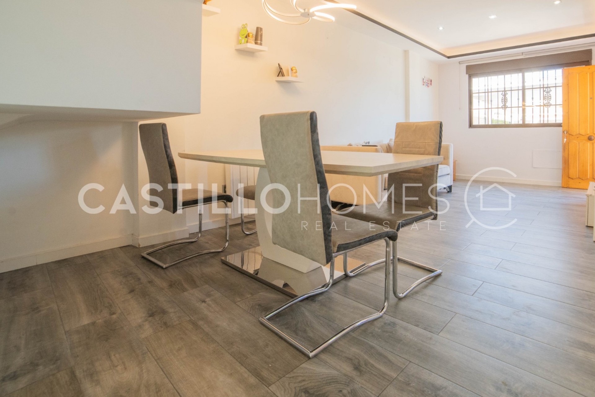 Revente - Maison de ville -
Torrevieja - Aguas Nuevas