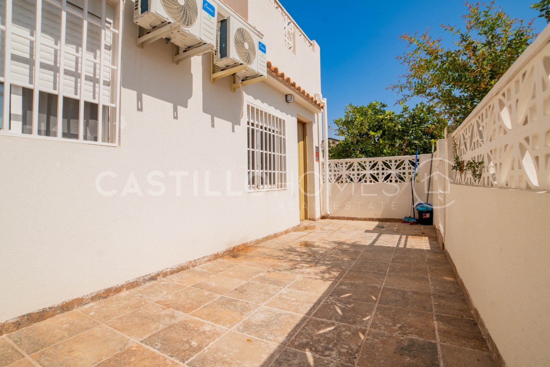 Revente - Maison de ville -
Torrevieja - El chaparral