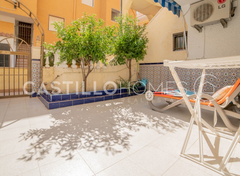 Revente - Maison de ville -
Torrevieja - La Mata