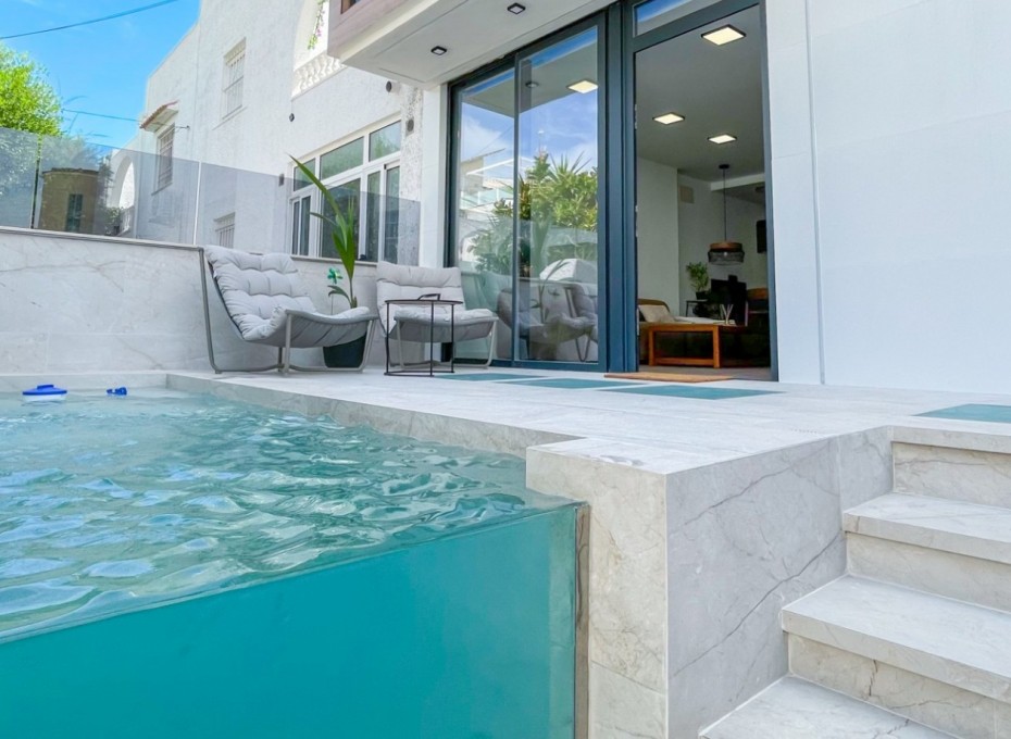 Revente - Maison de ville -
Torrevieja - Nueva Torrevieja - Aguas Nuevas